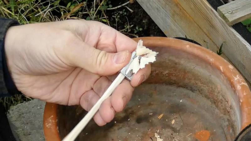 With a pencil sharpener you can produce fine wooden shavings