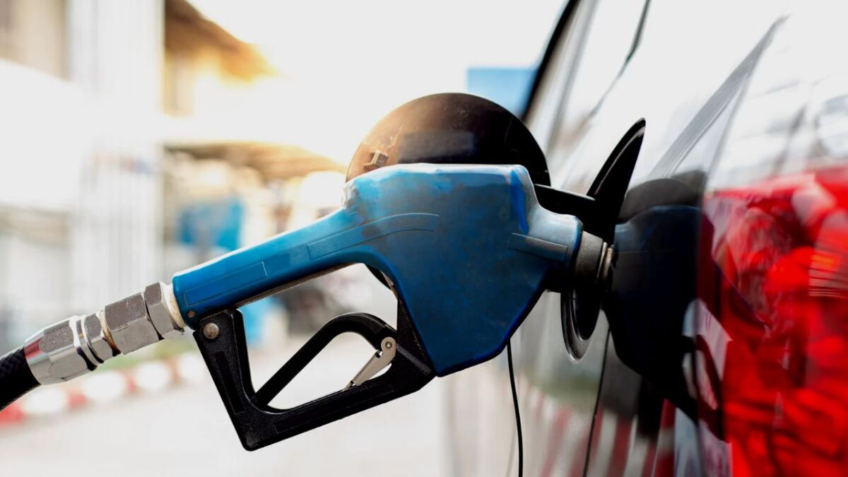 If gasoline is not stored properly, it has a maximum shelf life of only 2-3 months