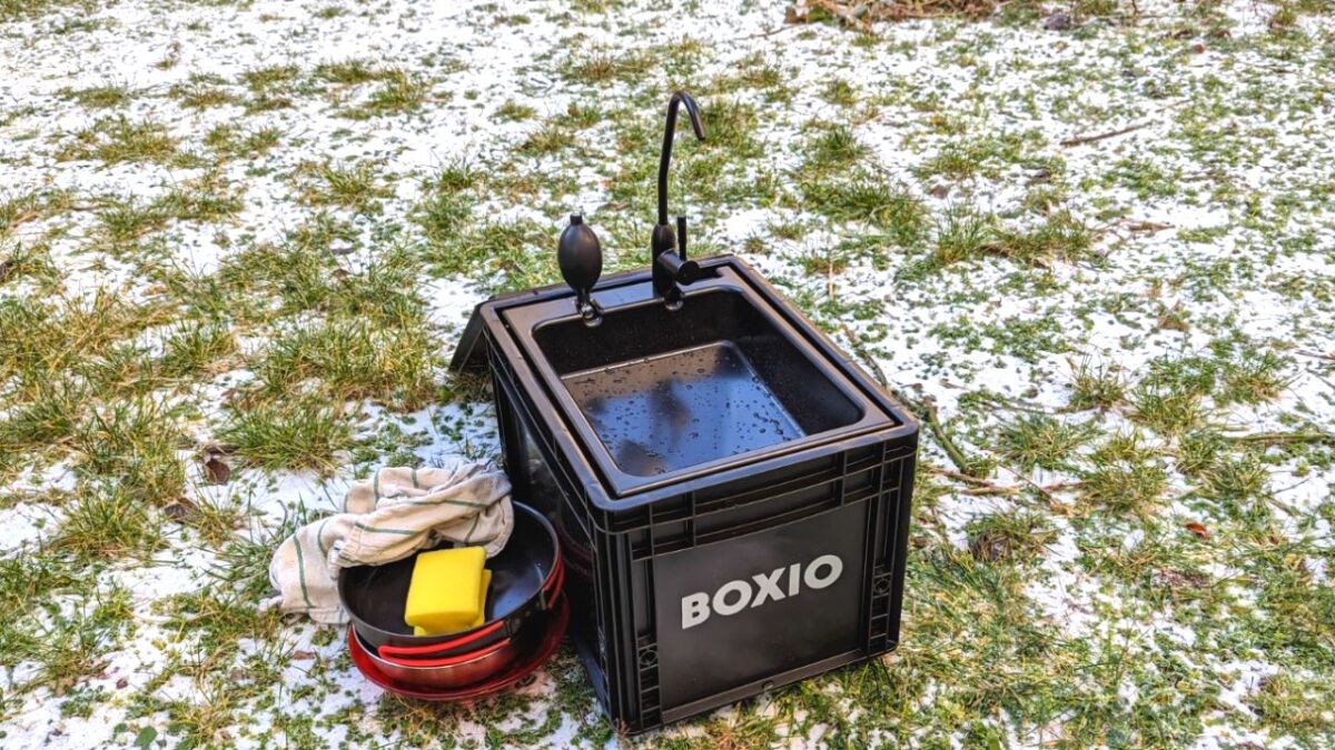 BOXIO-WASH - mobile washing station for camping & outdoor