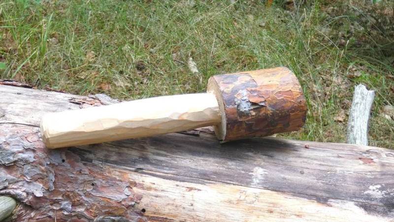 The wooden mallet is a must-have in your Bushcraft camp