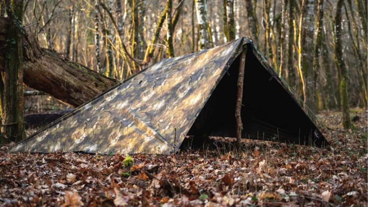 Das Decathlon TARP Bushcraft 2,97 × 2,85 m Wasserdicht Camouflage