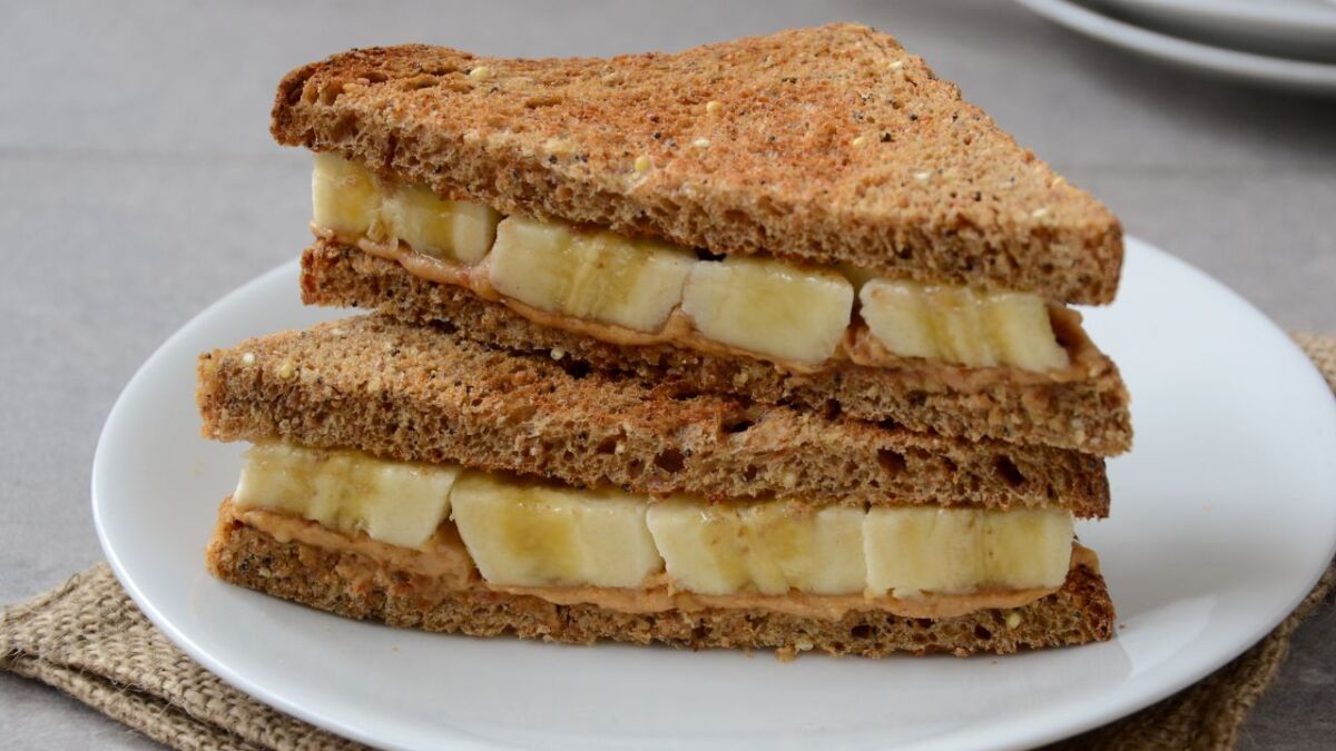 erdnussbutter sandwich banane