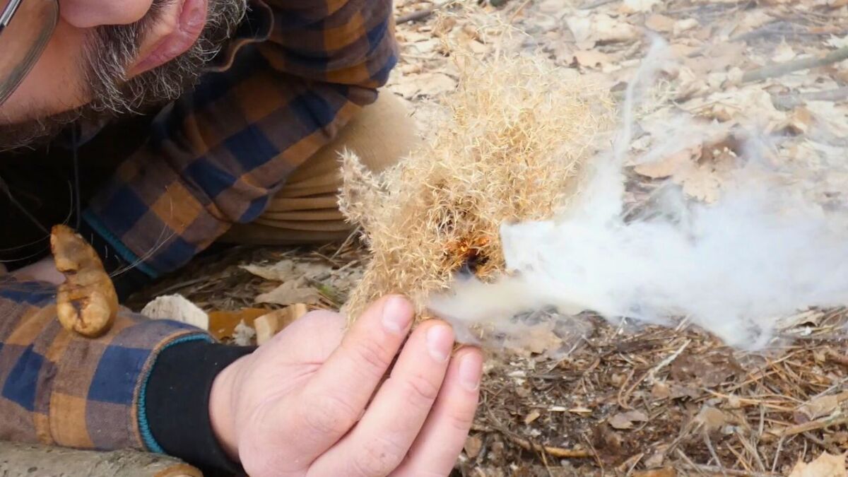 feuerbohrer zundernest anblasen