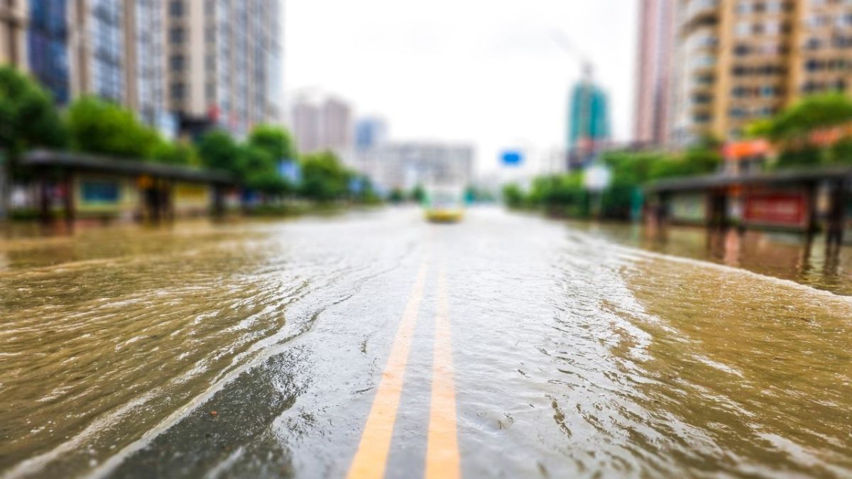 hochwasser stadt