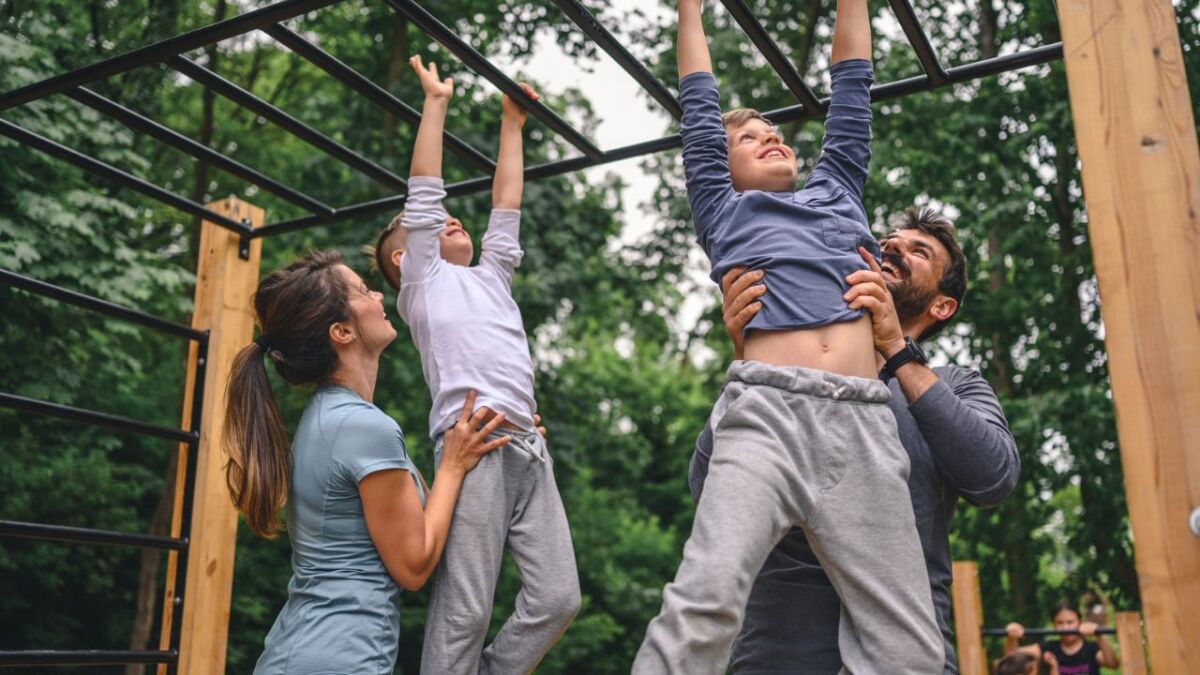 Outdoor-Spaß für die ganze Familie: 33 Ideen und Impulse für dich und deine Kinder