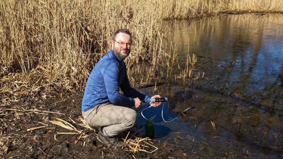 Ein Wasserfilter kann dir sauberes Trinkwasser bringen