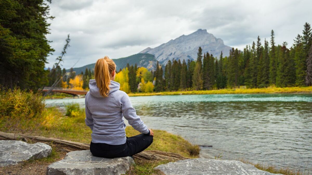 Feel the freedom at this open, peaceful place. The nature here helps you free yourself from worries. You can breathe, let go, and renew yourself from the fresh air and the vastness around you.