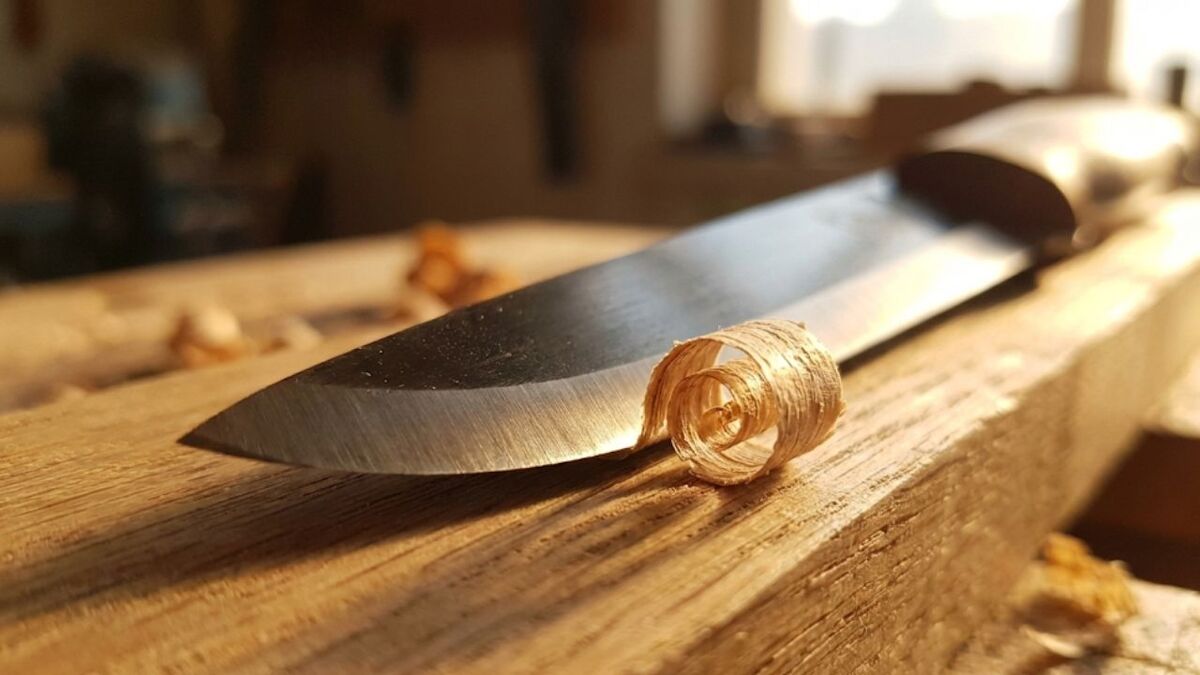 scandi schliff nahaufnahme holzspan