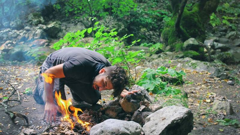 In Germany you can find various providers and wilderness schools that offer survival training.