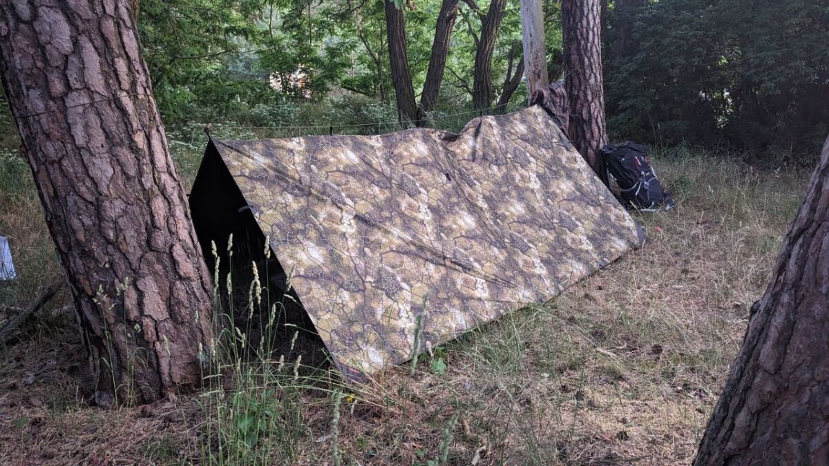 Tarp emergency shelter