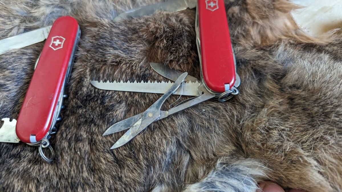 ➡️ Test And Review: Victorinox Huntsman Pocket Knife