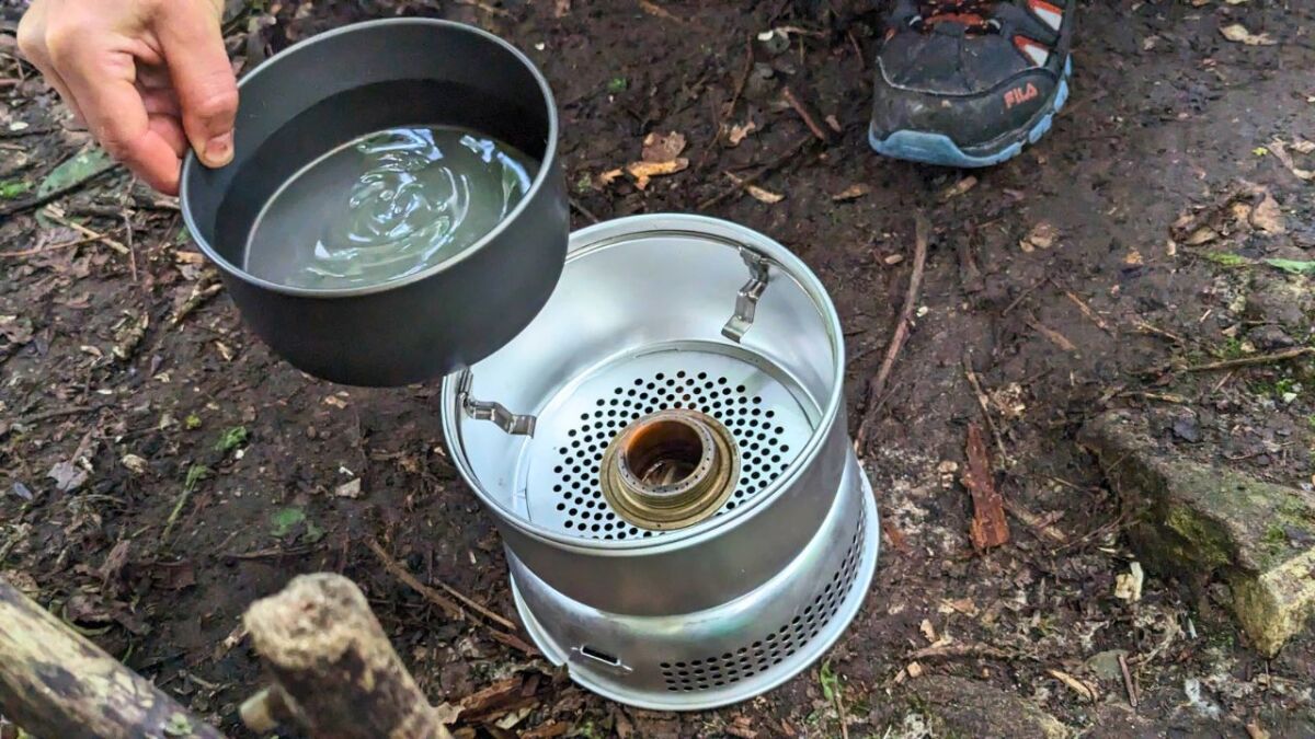 Trangia Stove 25 in Test and Review - Storm Cooker Guide