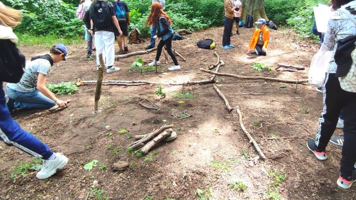 Children building a map