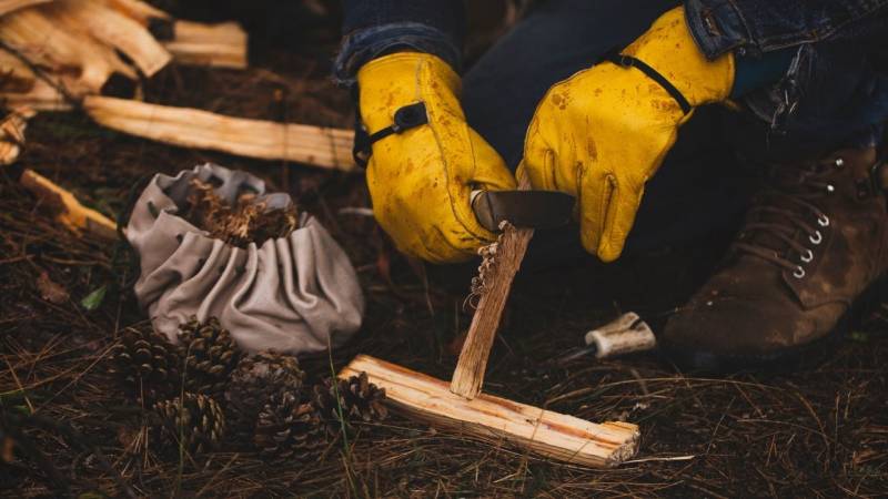 Die wichtigste Messer-Fähigkeit für das Überleben in der Wildnis